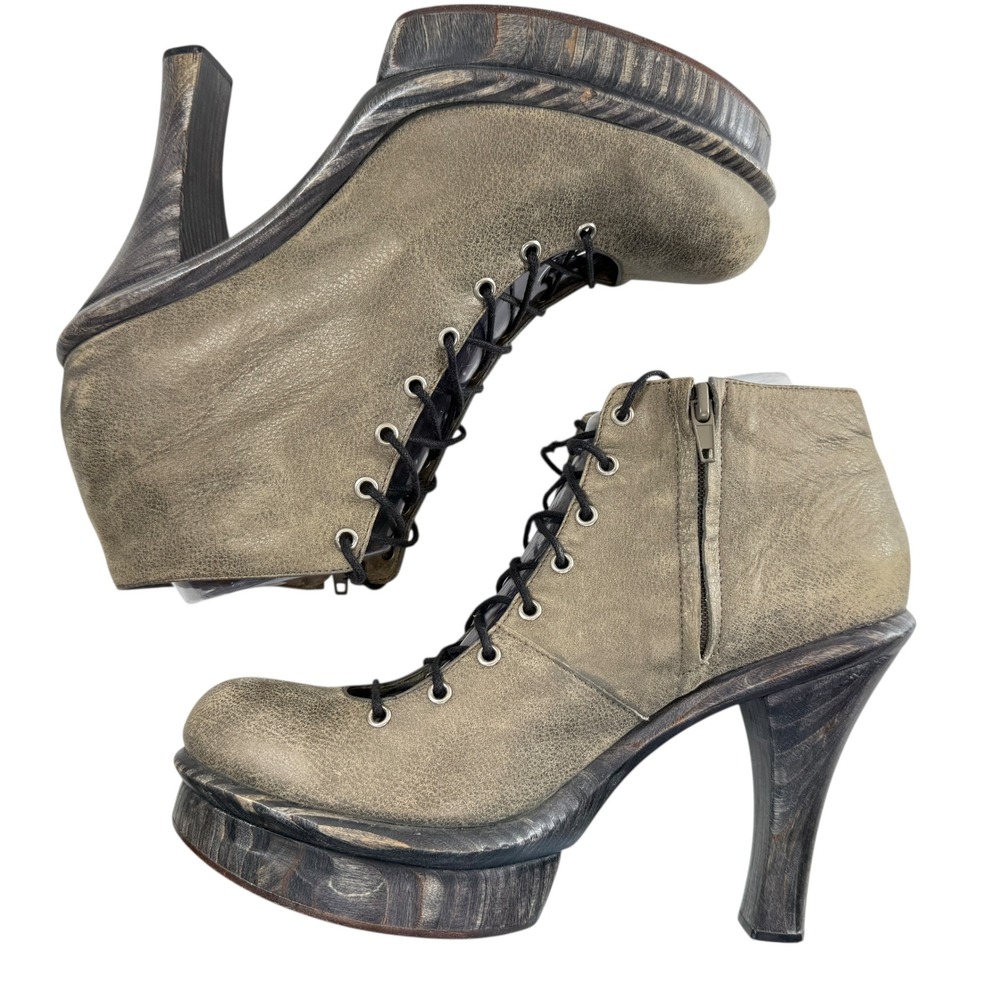 Calleen Cordero Lace Up Wood Platform Heel‎ Ankle Booties Women's Size 7.5 Gray - Picture 8 of 9